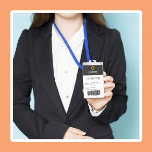 Portacredencial Adetec Con Lanyard Vertical Transparente