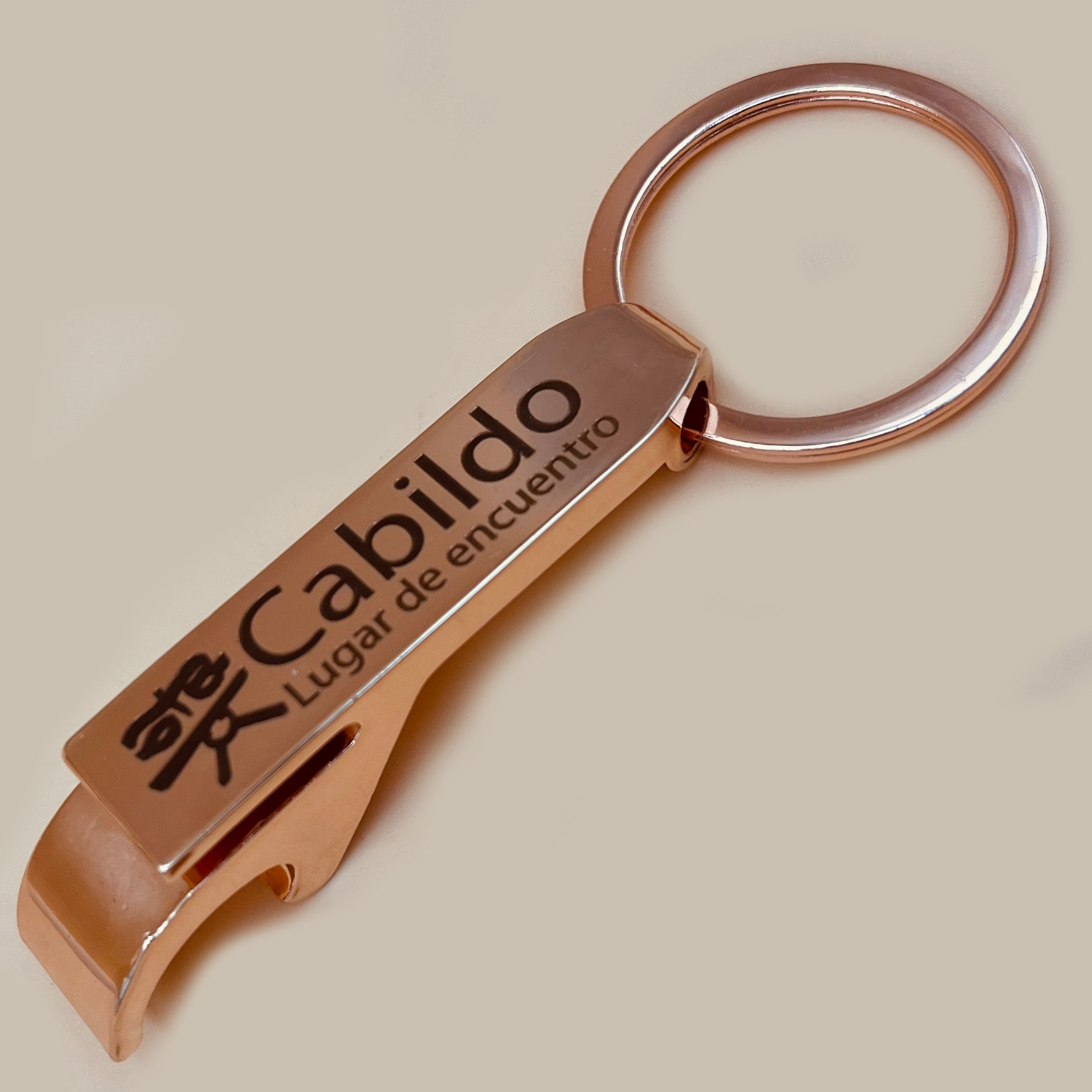 Llavero Cobre Destapador K62