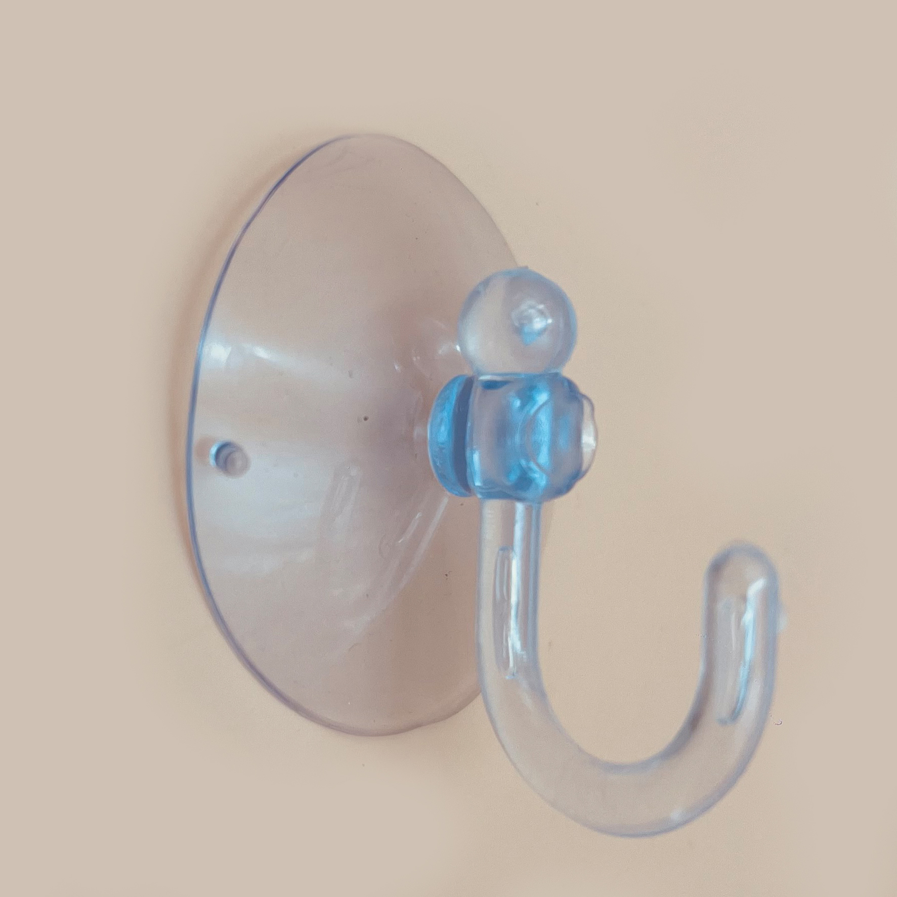 Chupon Ventosa 4cm con Gancho