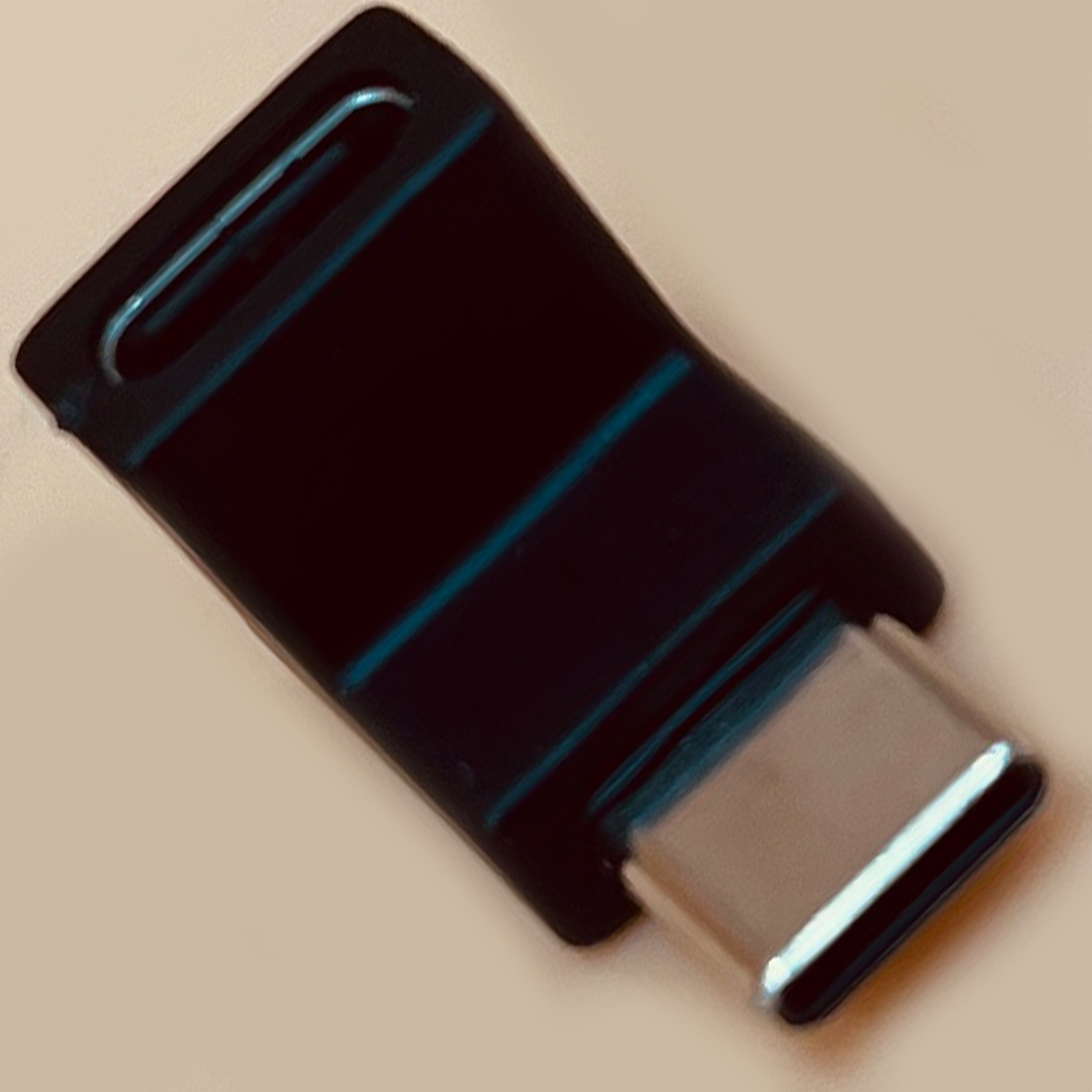 Adaptador TIPO C M-H 90º