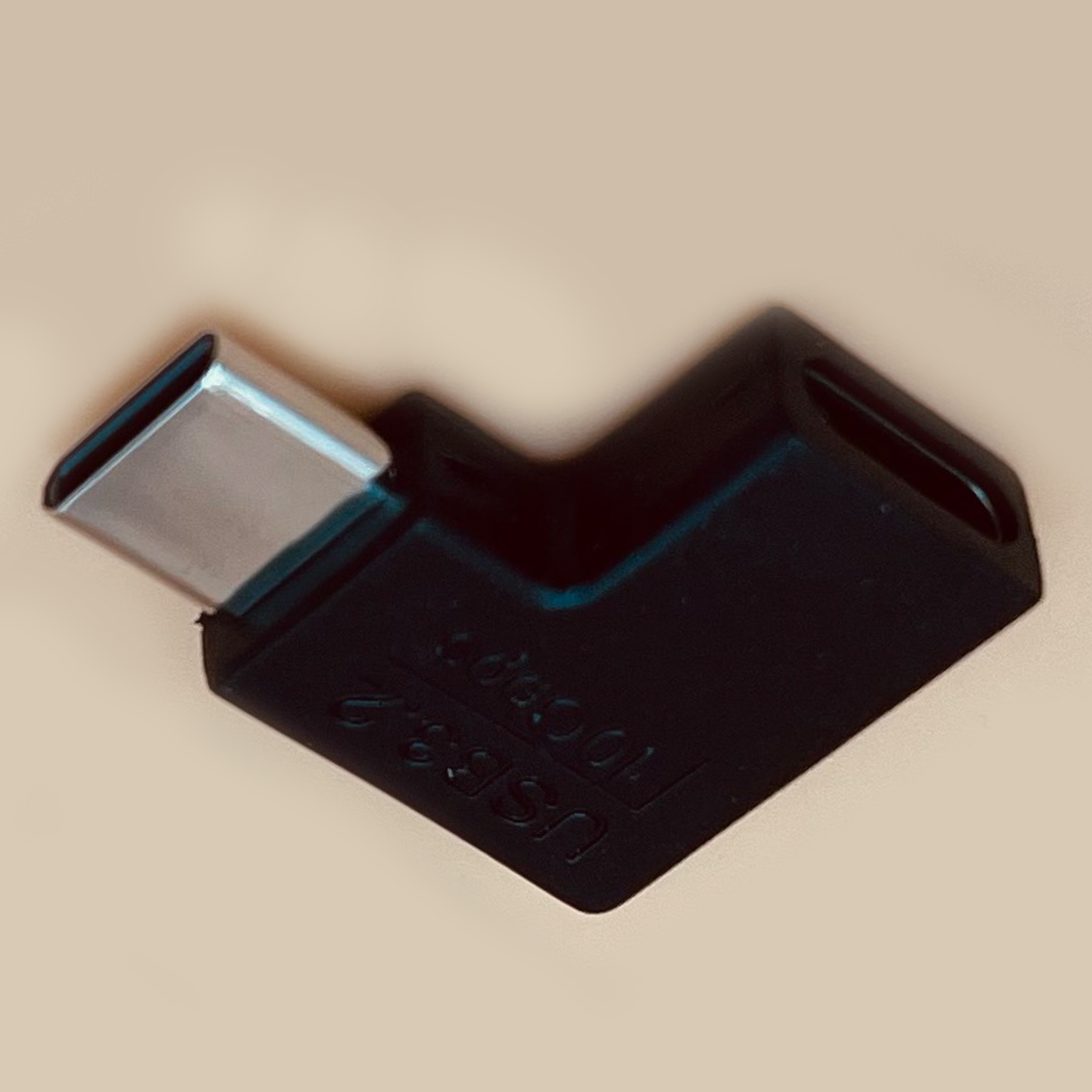 Adaptador TIPO C M-H  Tipo L