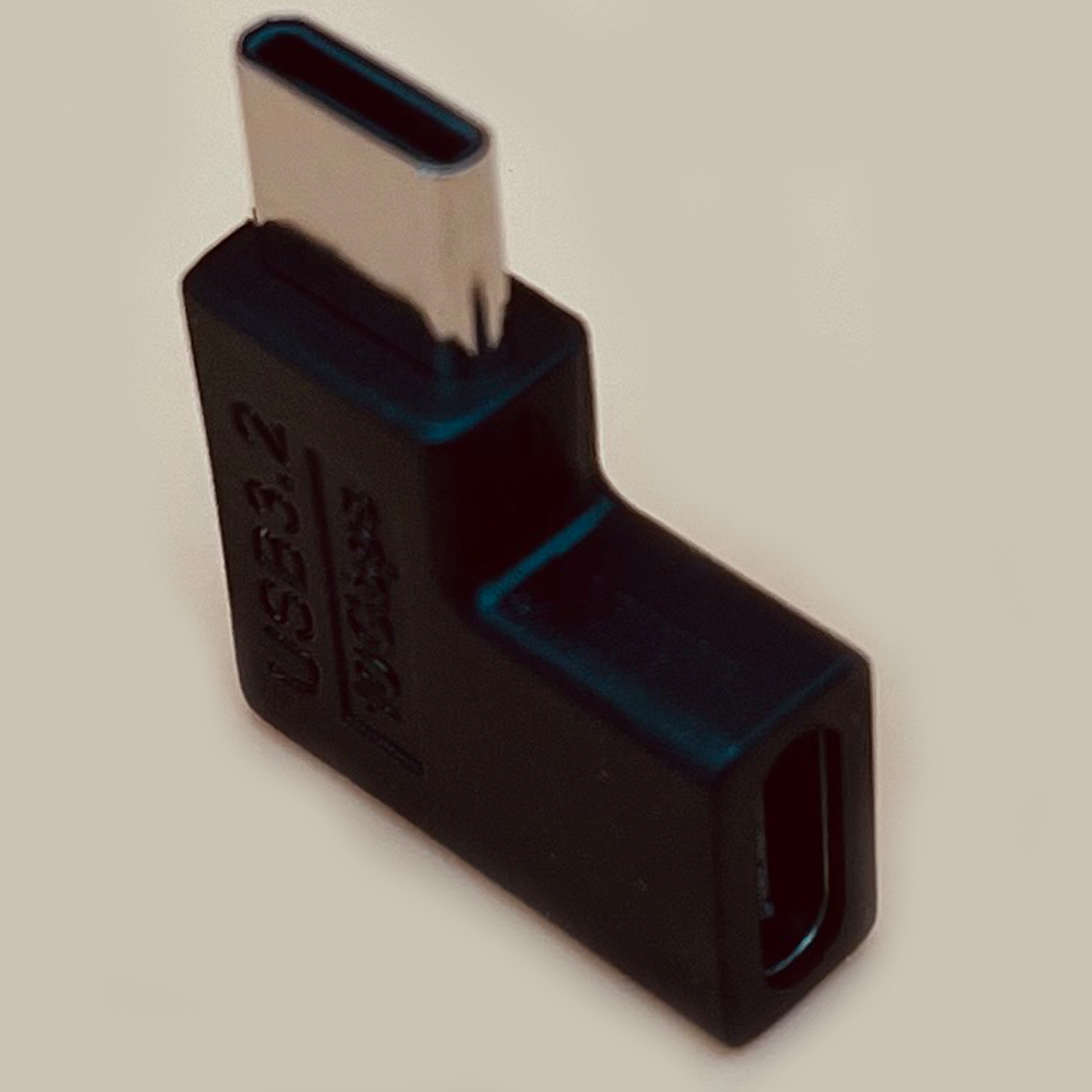 Adaptador TIPO C M-H Tipo L