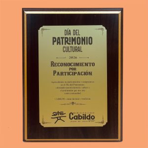 Retablo MDF Enchapado 23x30cm con Placa